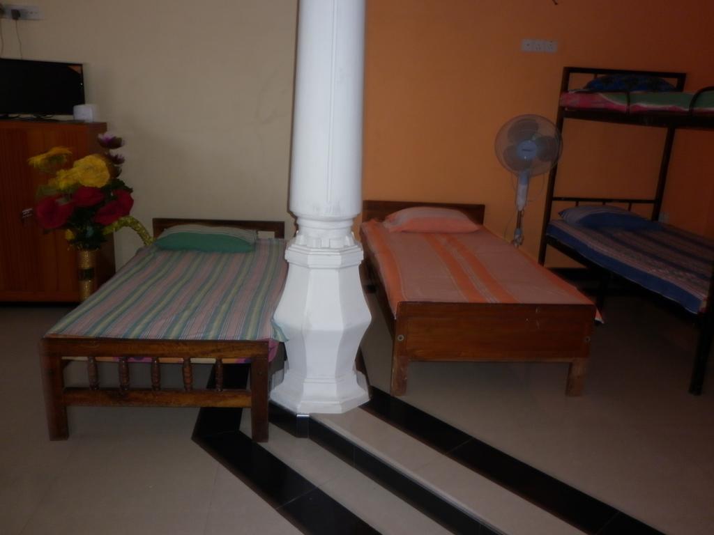 Seetha'S Hostel Negombo Szoba fotó