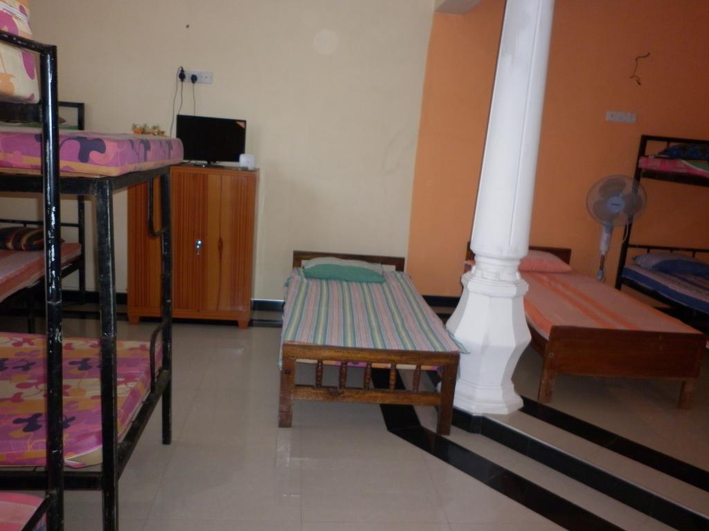 Seetha'S Hostel Negombo Szoba fotó