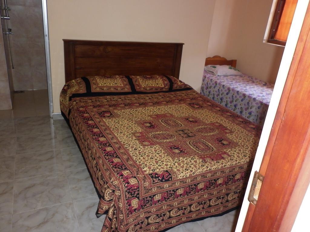 Seetha'S Hostel Negombo Szoba fotó